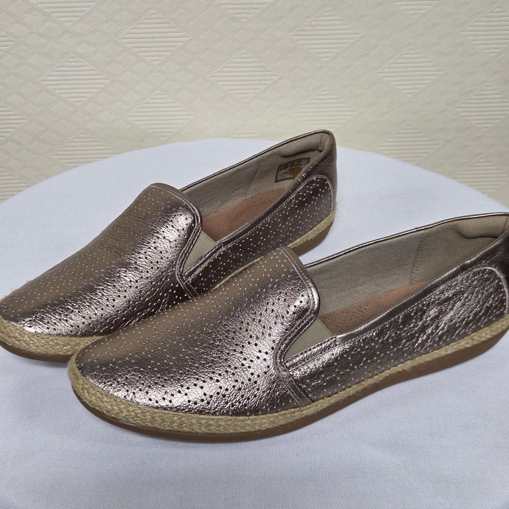 Clark's Danelly Molly Metallic Perforated Slip-On Espadrille Leather Flats